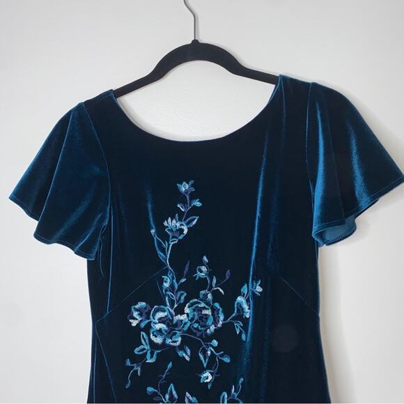 WHBM Teal Velvet Lace Trim Floral Embroidered Flounce Sleeve Dress XS Petite - Picture 3 of 11